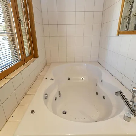 Hébergement de vacances Levin Alppi 3 B 7 By Interhome